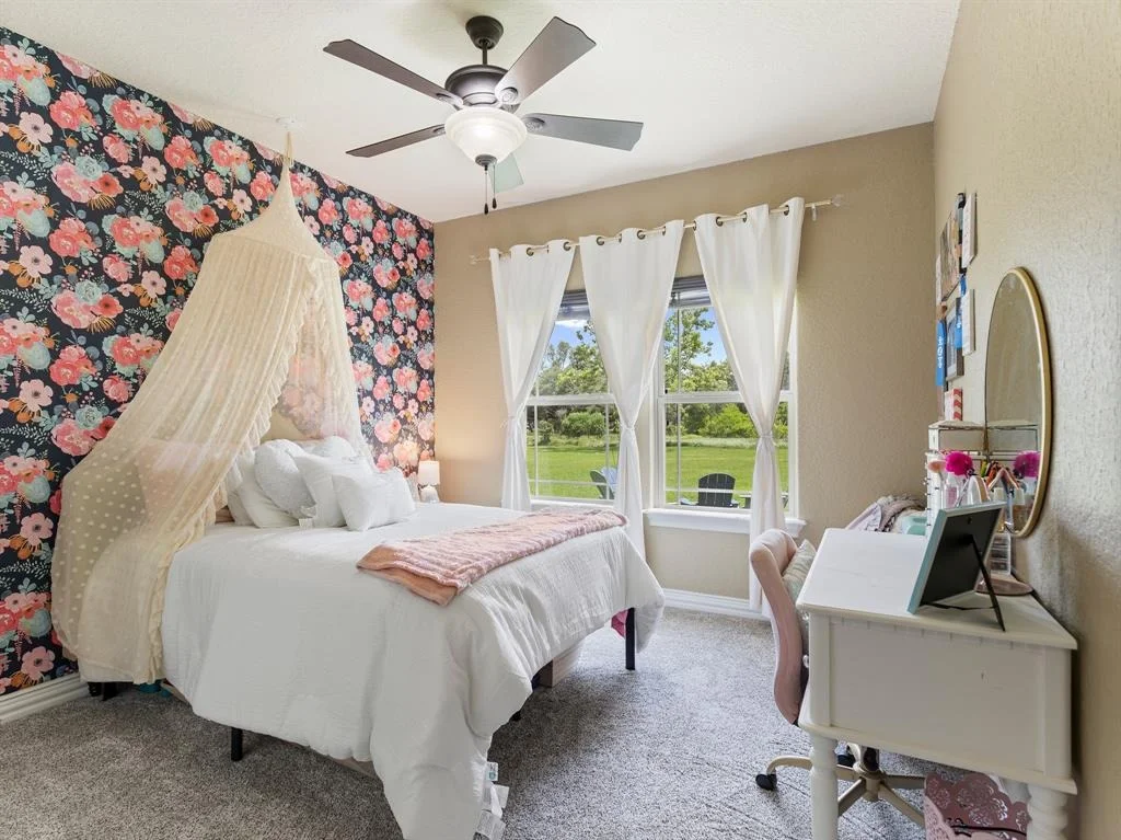 Photo of 44 Center Tree Drive