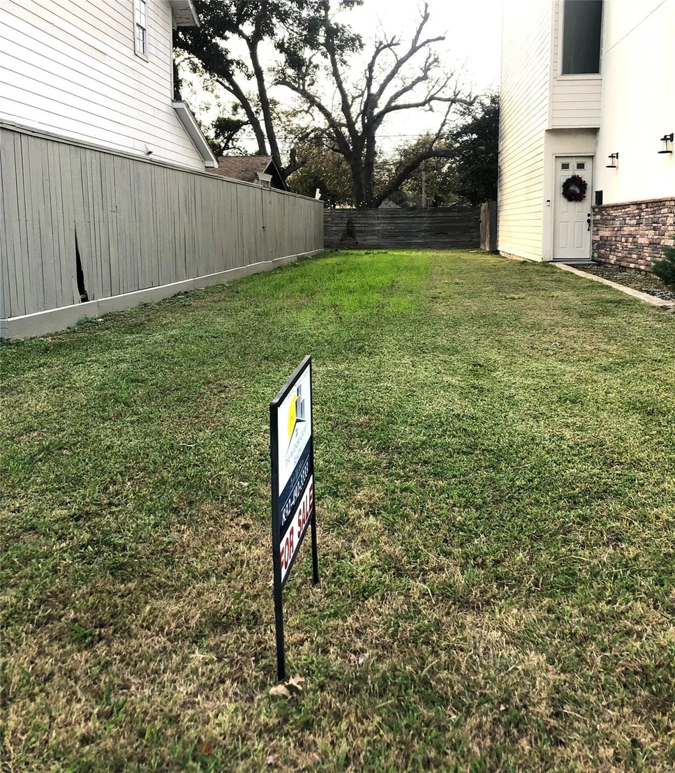 Photo of 1811-A Elysian Street