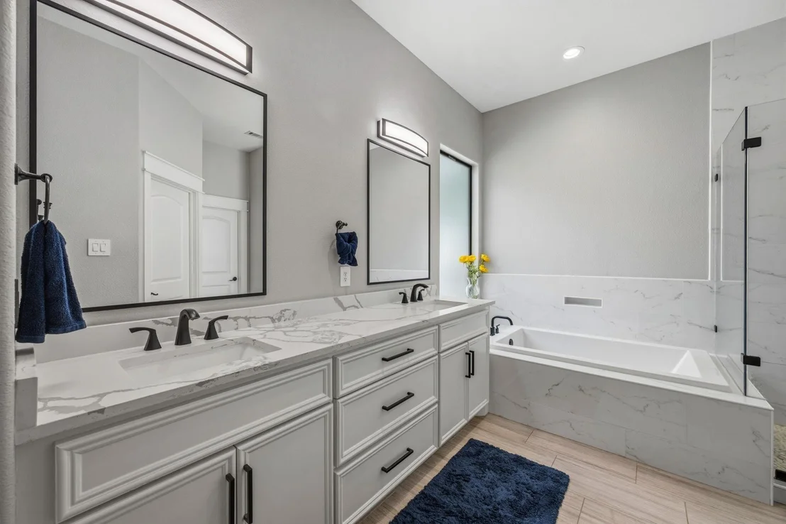 Photo of 13211 Doral Circle