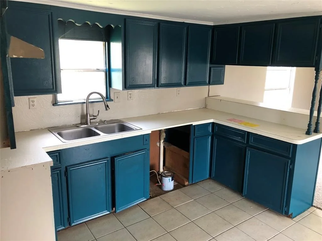 Photo of 143 N Oak Lee Drive