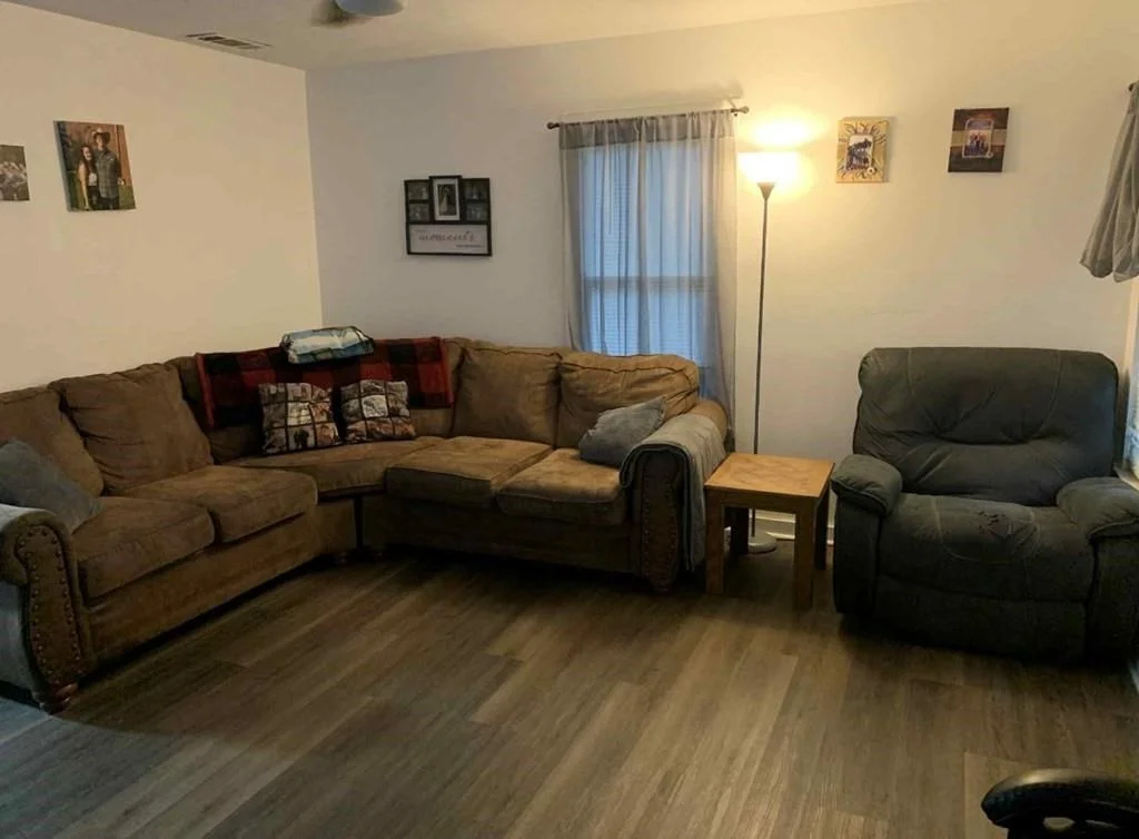 Photo of 423 3rd Street