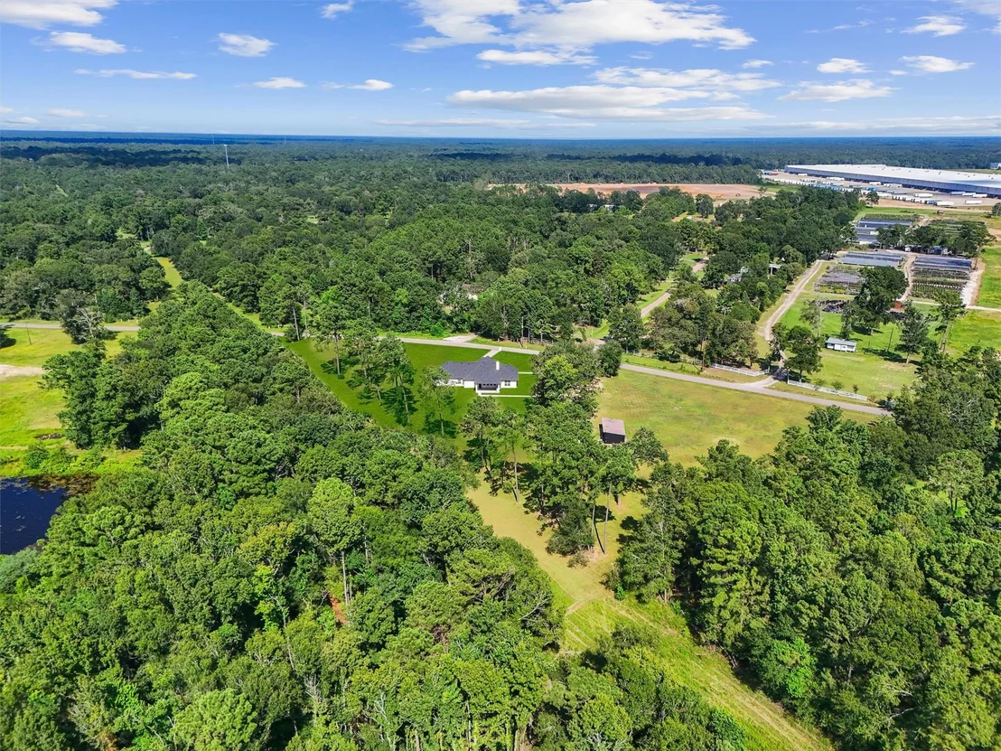 Photo of 18122 Cooper Road