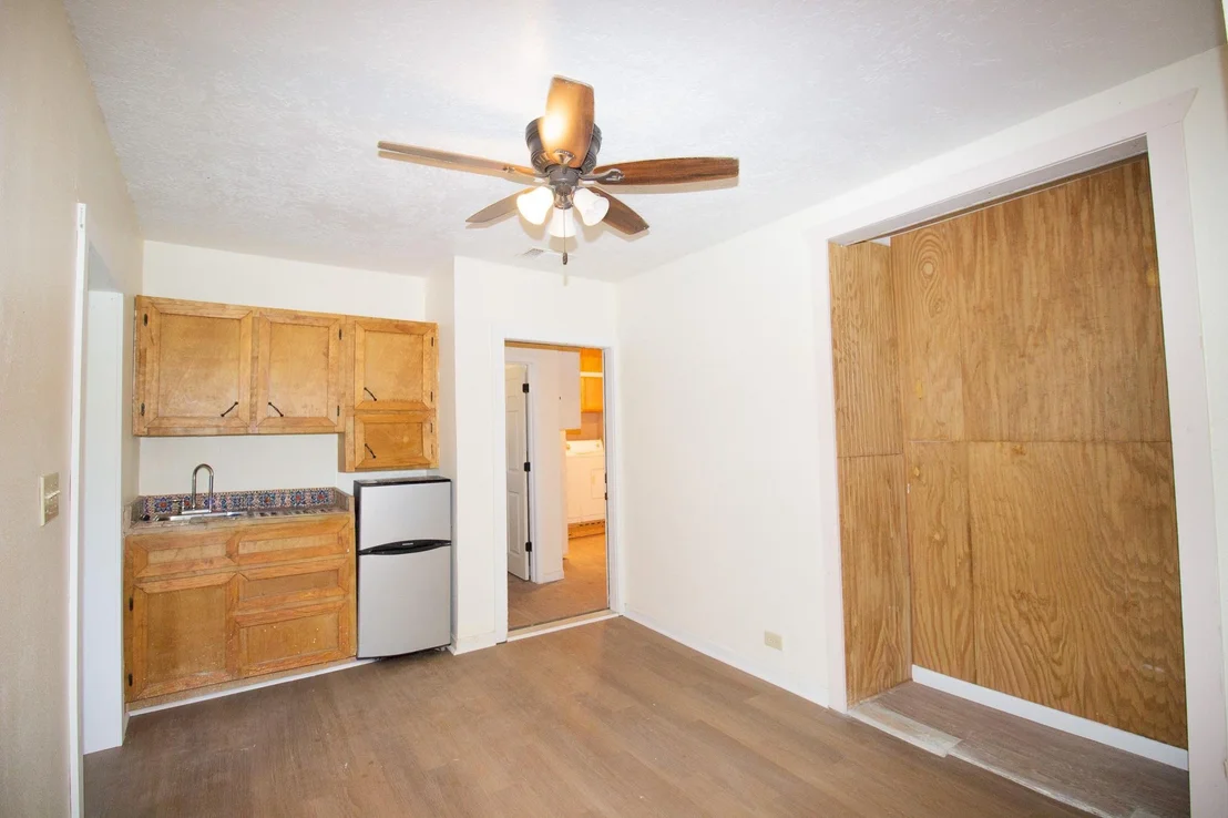 Photo of 815 4th Street