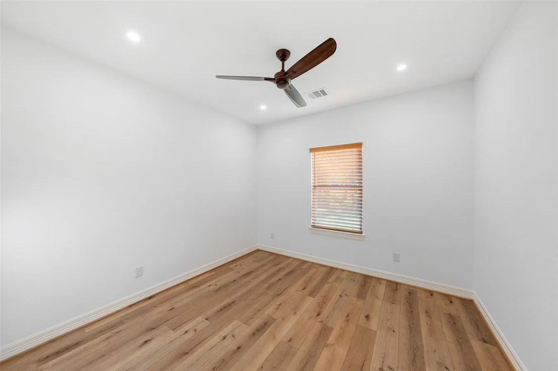 Photo of 140 Faulkner Avenue