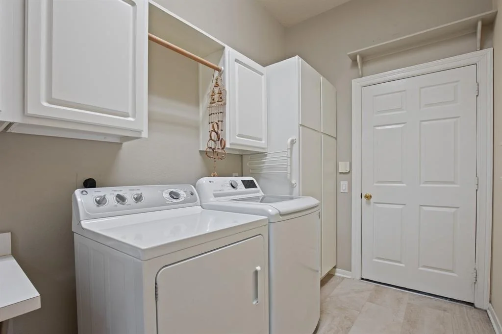 Photo of 23 E Northcastle Circle