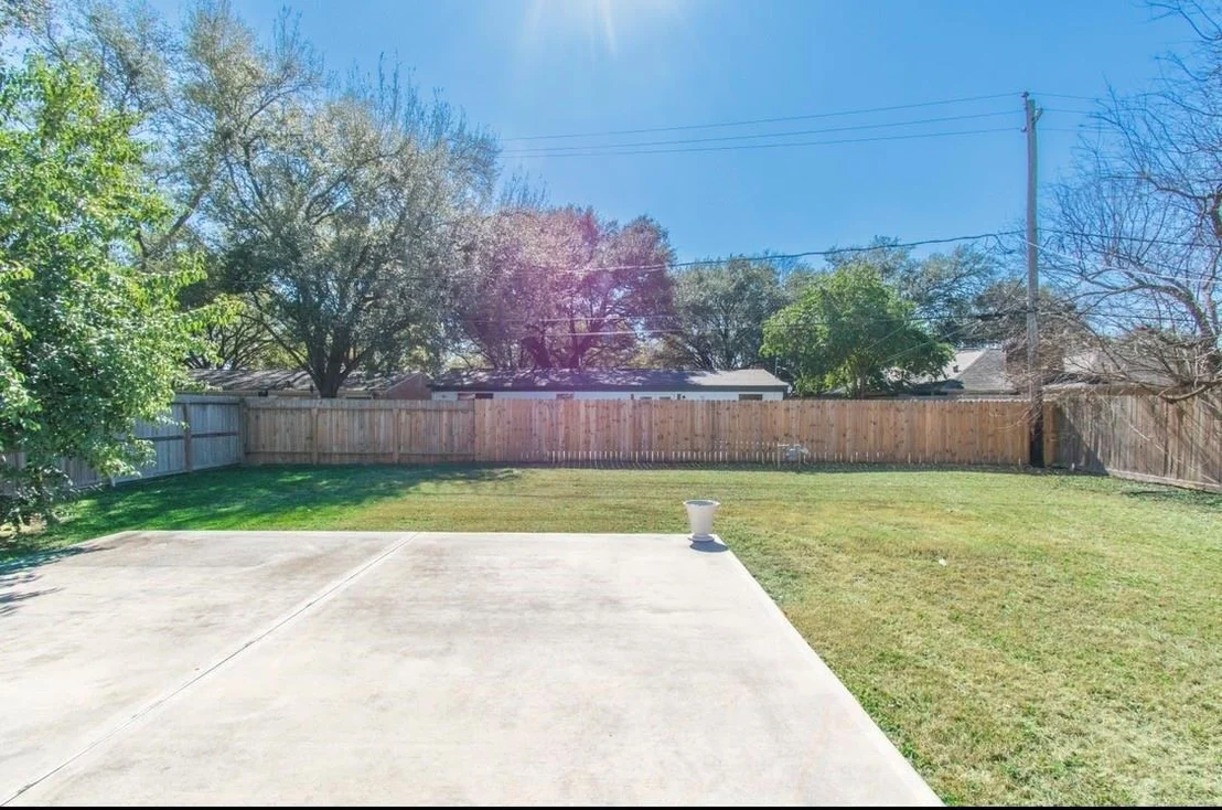 Photo of 9619 Highmeadow Drive