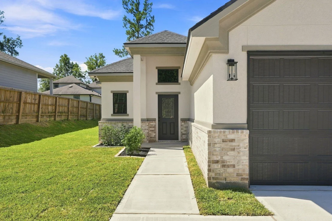 Photo of 3020 Apache Street