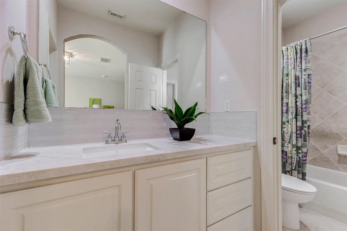 Photo of 1110 Lake Grayson Drive
