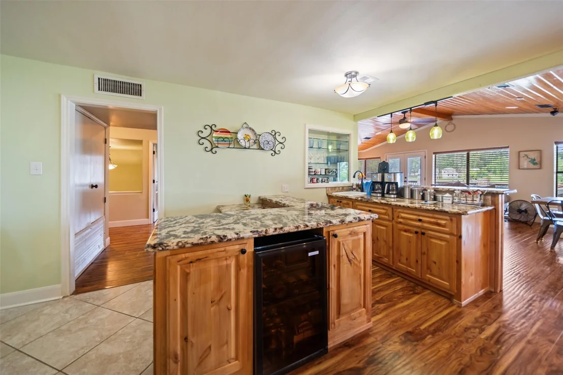 Photo of 121 Holiday Lane