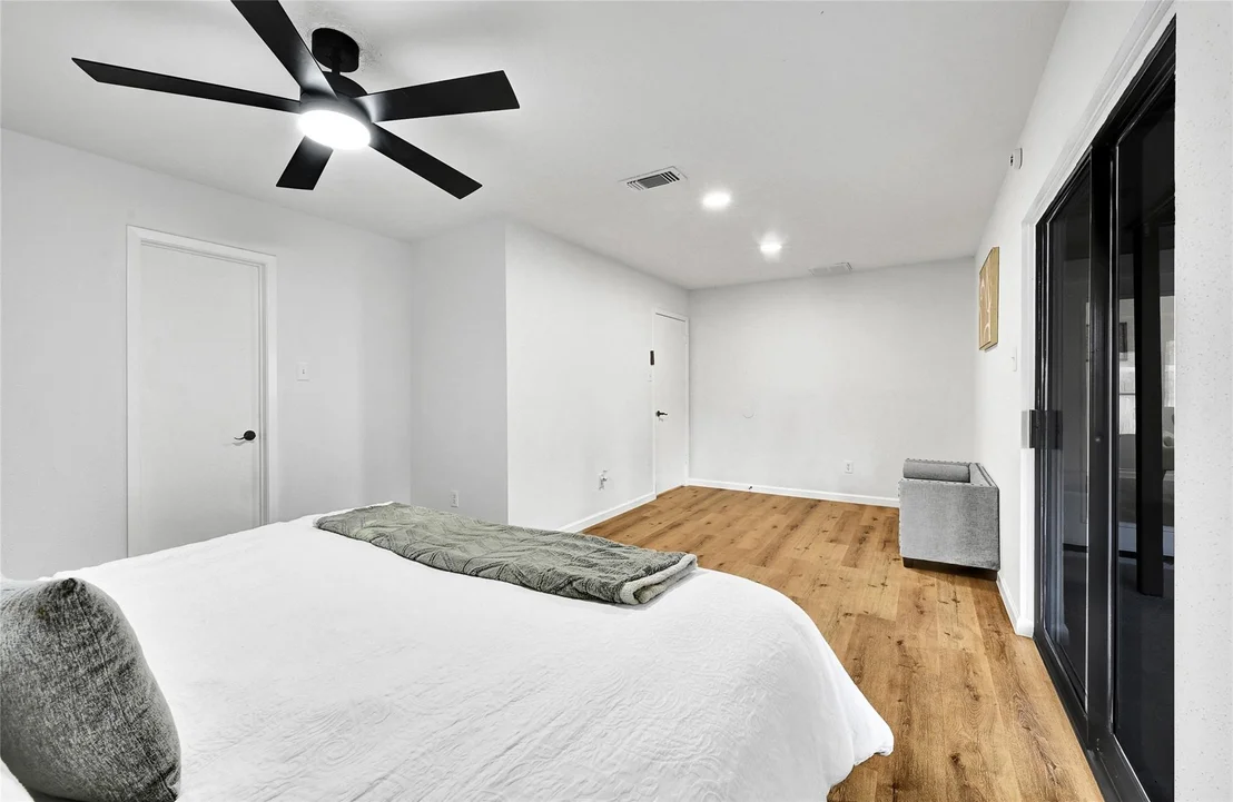 Photo of 7223 Echo Pines Drive