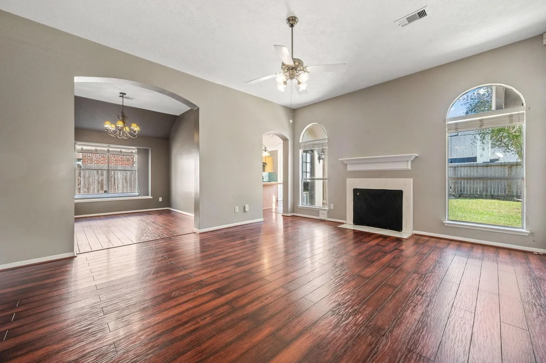 Photo of 18930 Dee Woods Drive