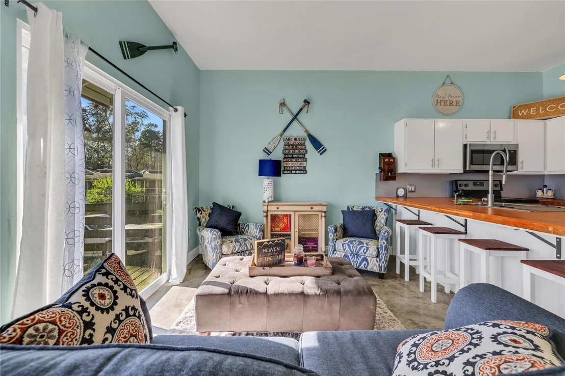 Photo of 101 Harbour Row Drive