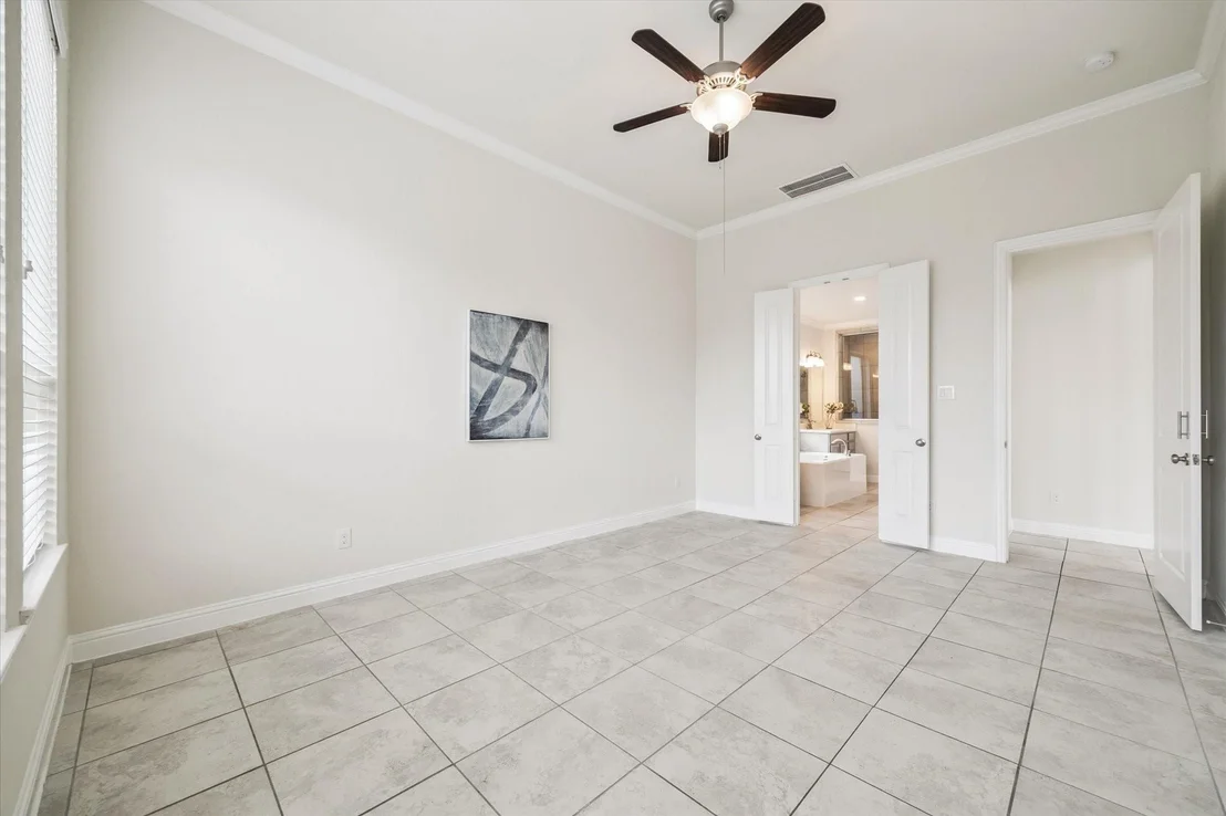 Photo of 10622 Menelaws Trail
