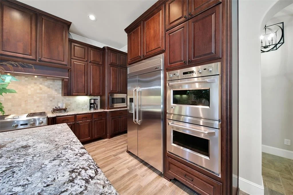 Photo of 111 N Silver Manor Circle