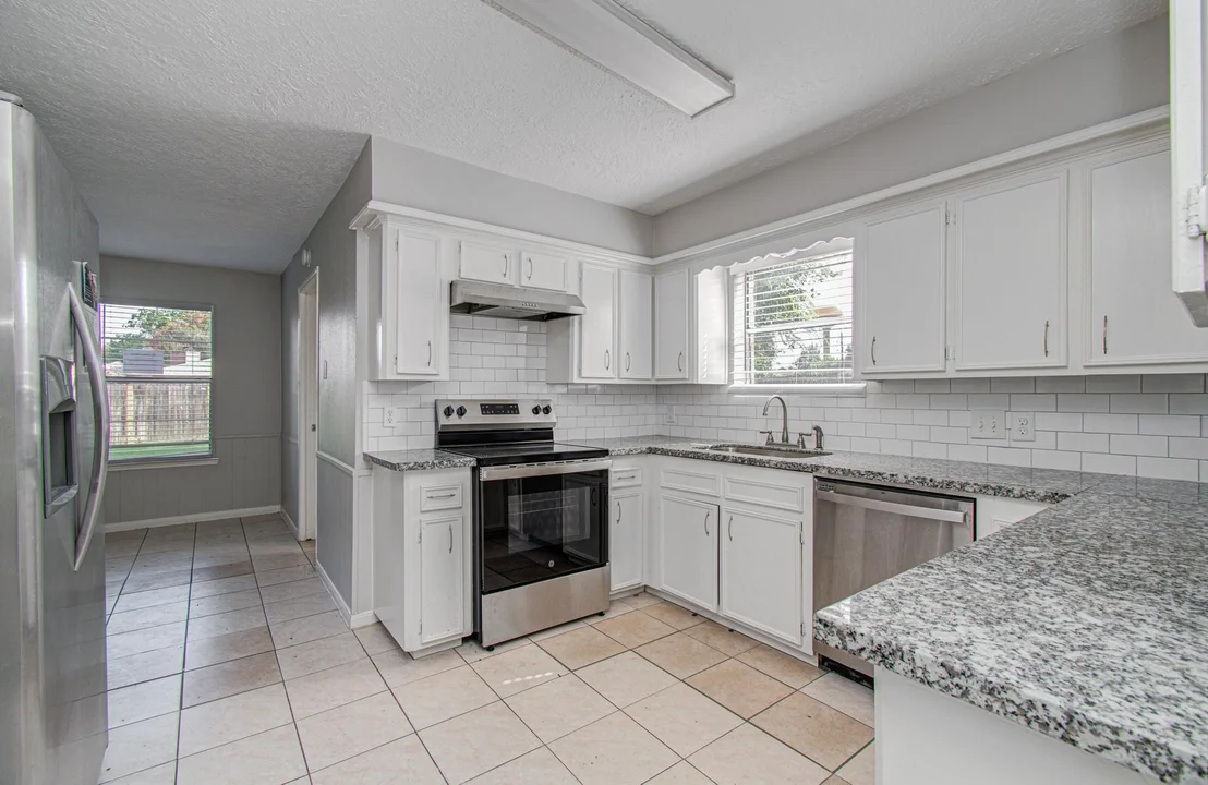Photo of 6935 Falling Waters Drive