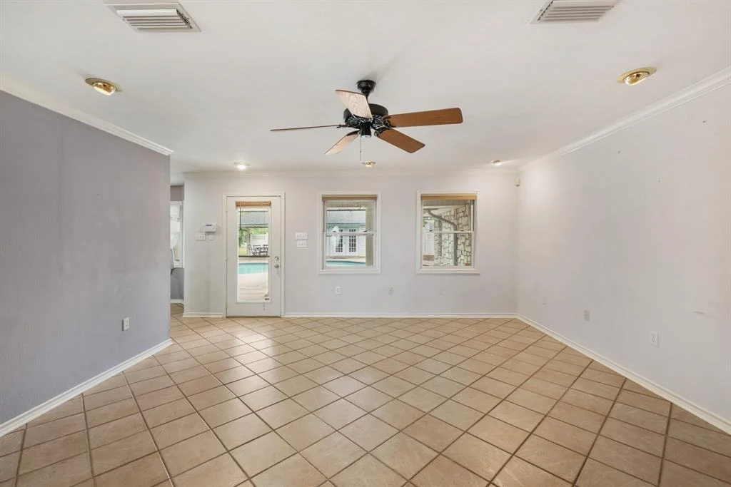 Photo of 6625 E Post Road