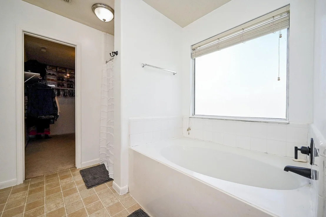Photo of 2534 Halstead Drive