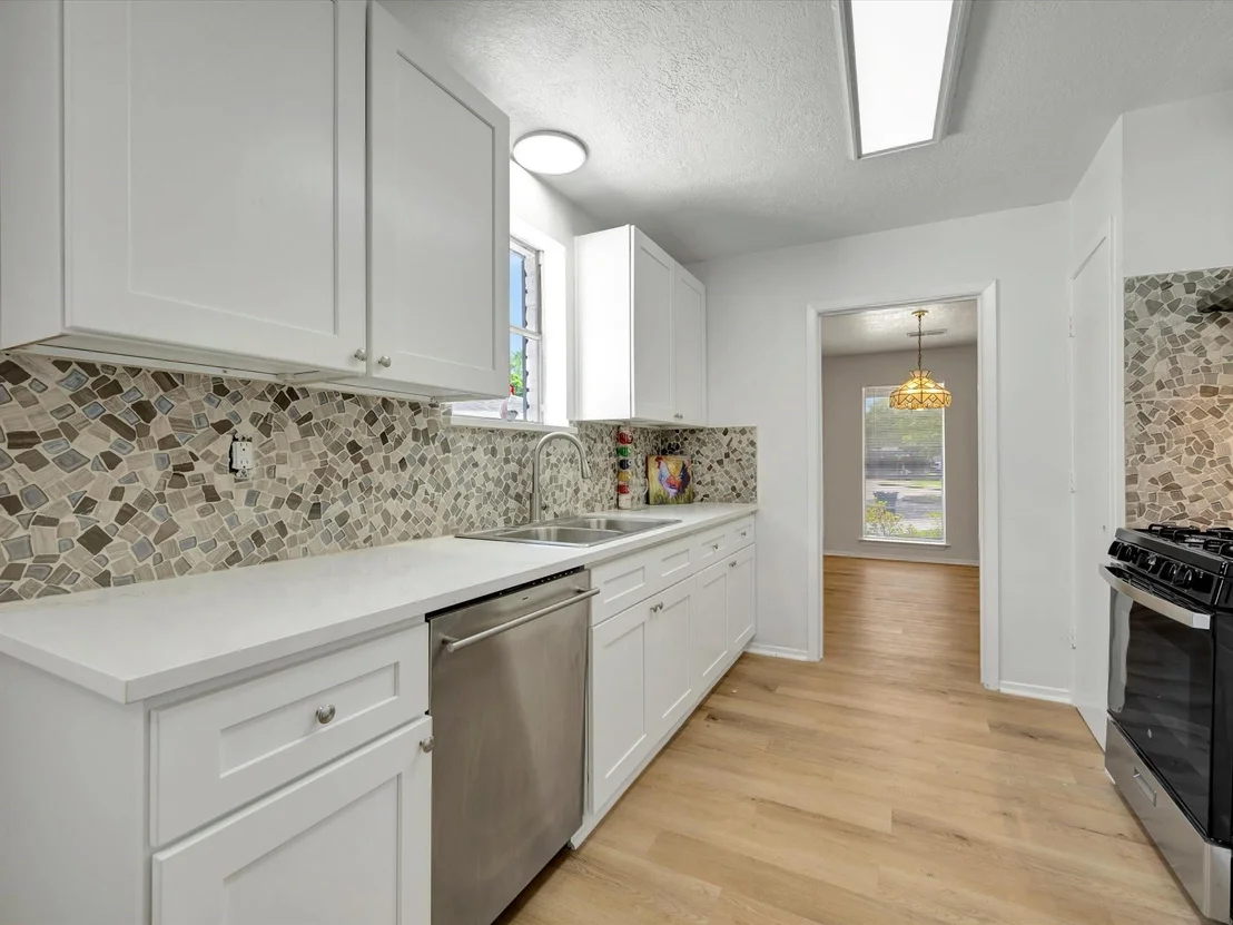 Photo of 1003 Richvale Lane