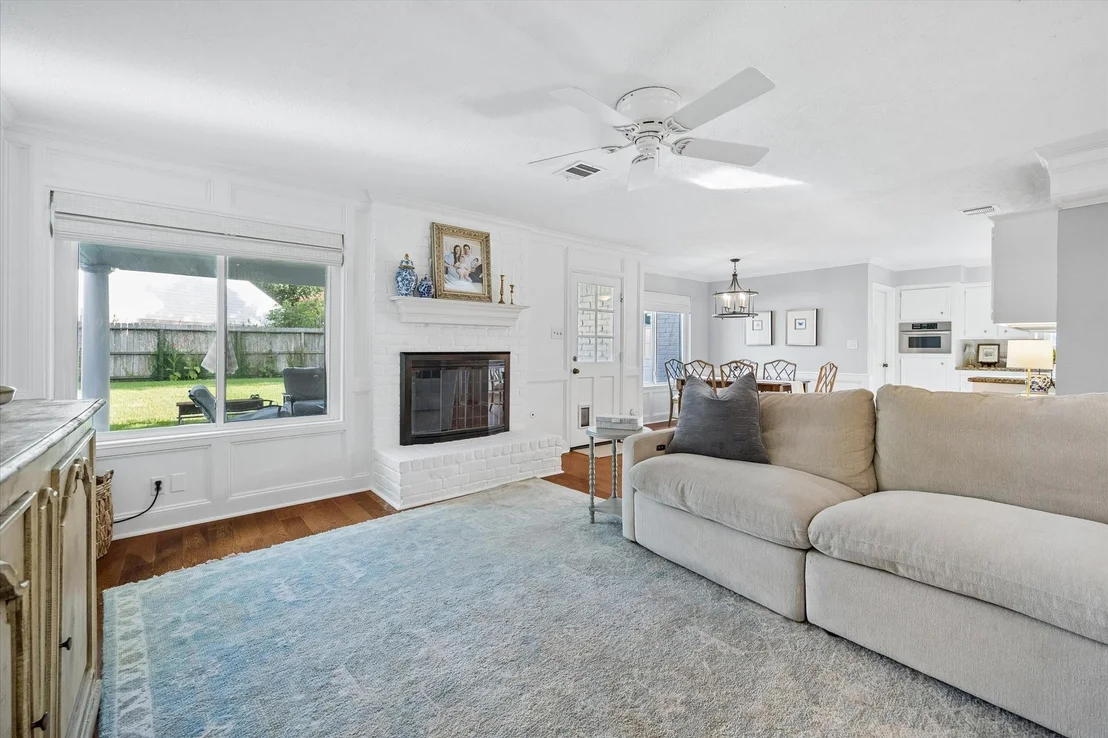 Photo of 12127 Waldemar Drive