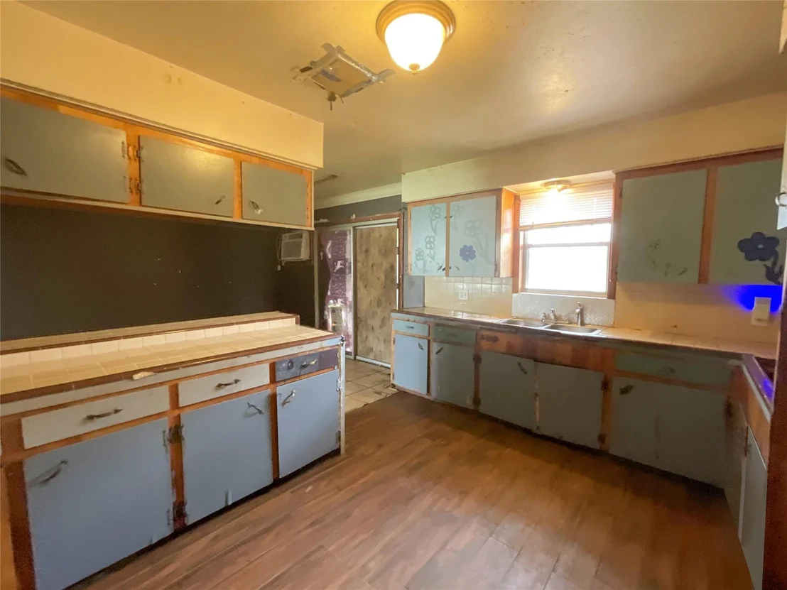 Photo of 8902 Kentshire Drive