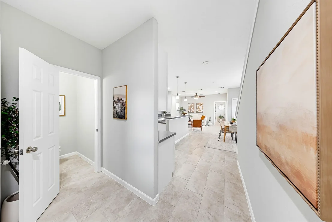 Photo of 313 De Haven Street