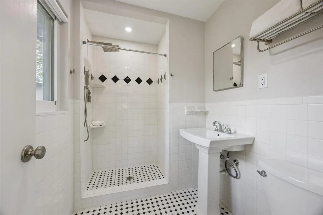 Photo of 8621 Bob White Drive