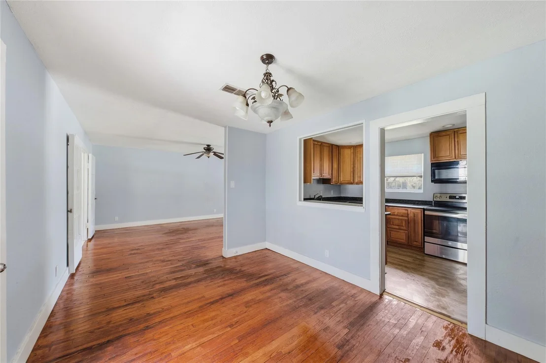 Photo of 1215 Winston Drive