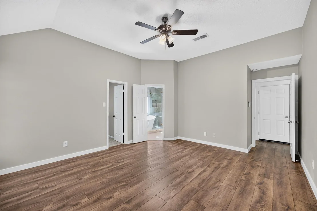 Photo of 2218 Pincher Creek Drive