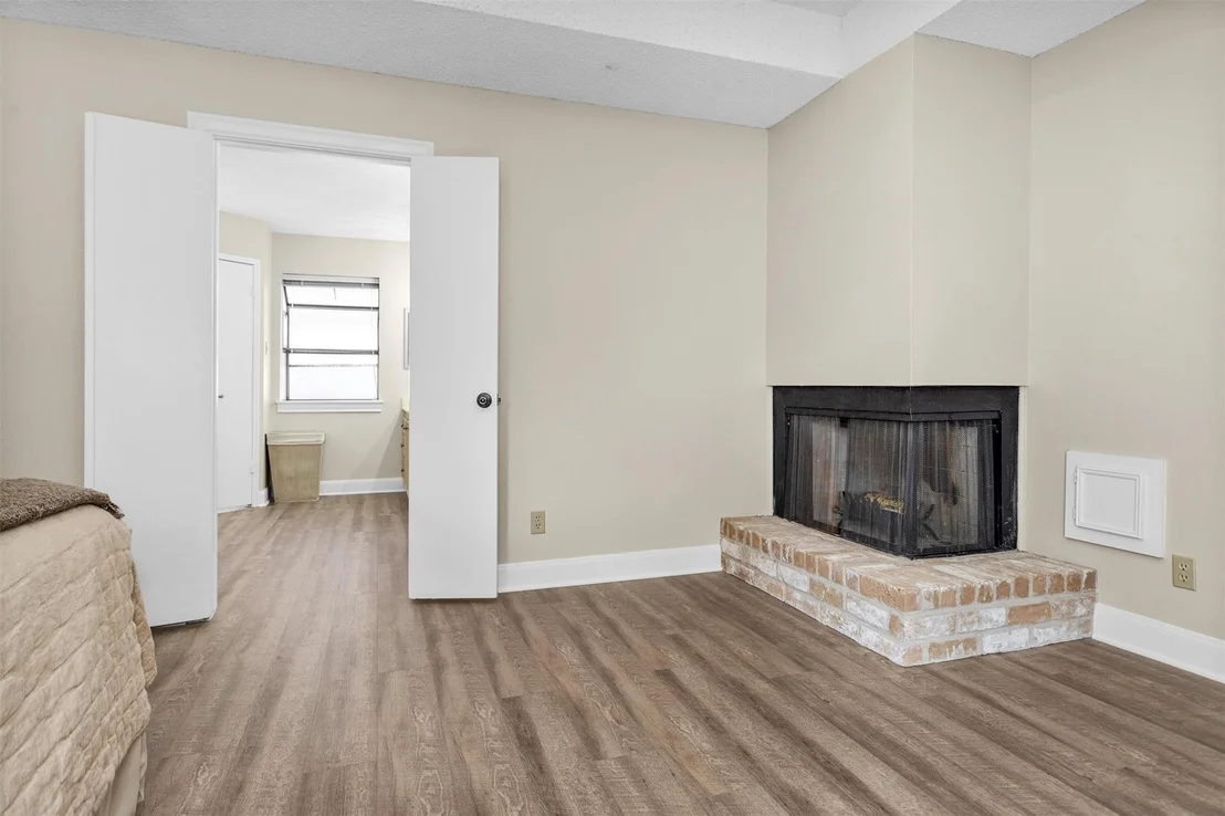 Photo of 2230 Foreland Drive