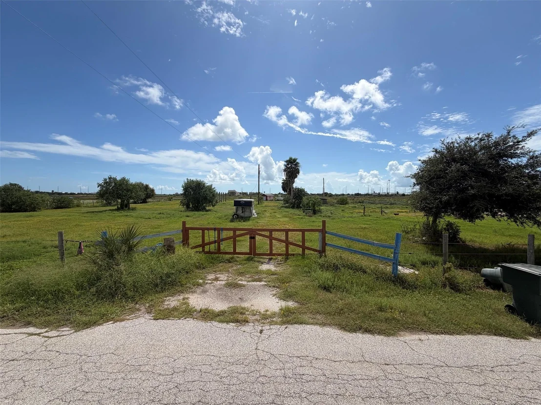 Photo of 12123 Ostermeyer Road