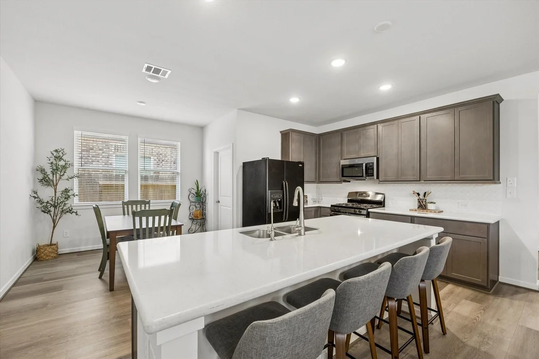 Photo of 9110 Hunter Hill Drive