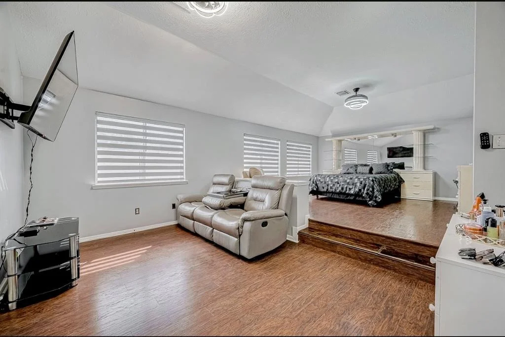 Photo of 16107 Lakestone Drive