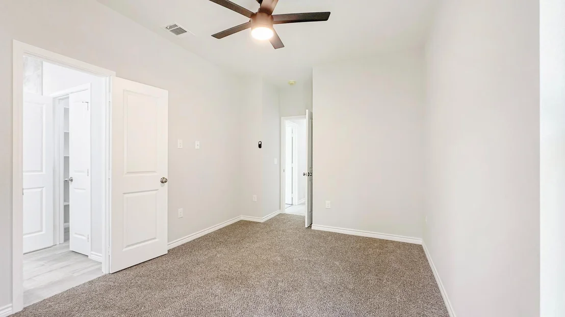 Photo of 3012 Comanche