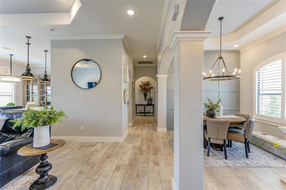 Photo of 931 Angus Trail