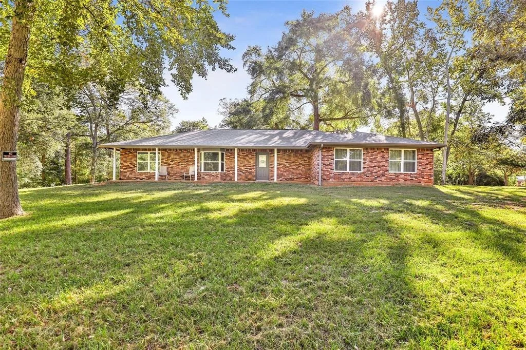 Photo of 529 Marie Lane