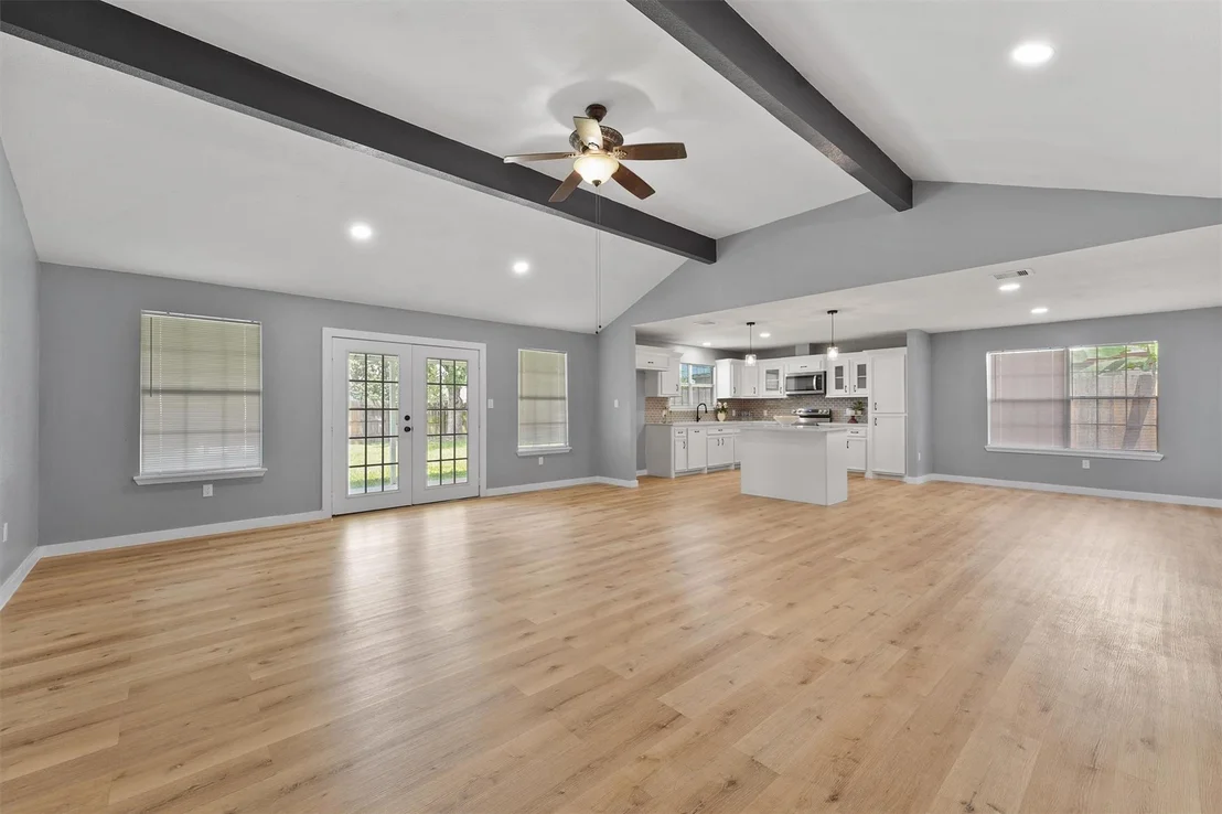 Photo of 10723 Mackenzie Drive
