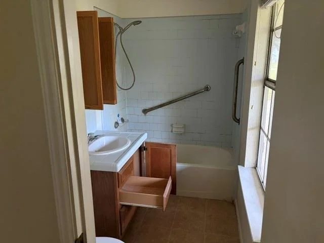 Photo of 412 Durazno Road