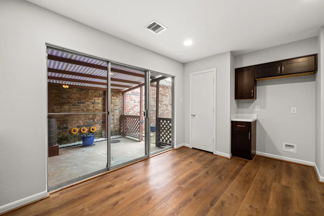 Photo of 8807 Belle Glen Drive