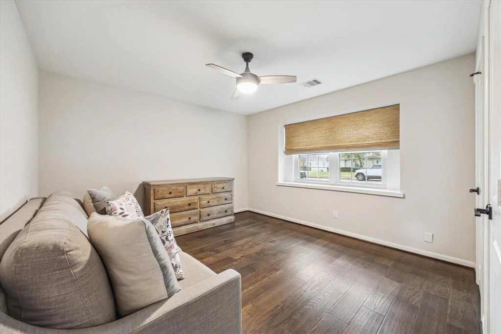 Photo of 7610 Windswept Lane