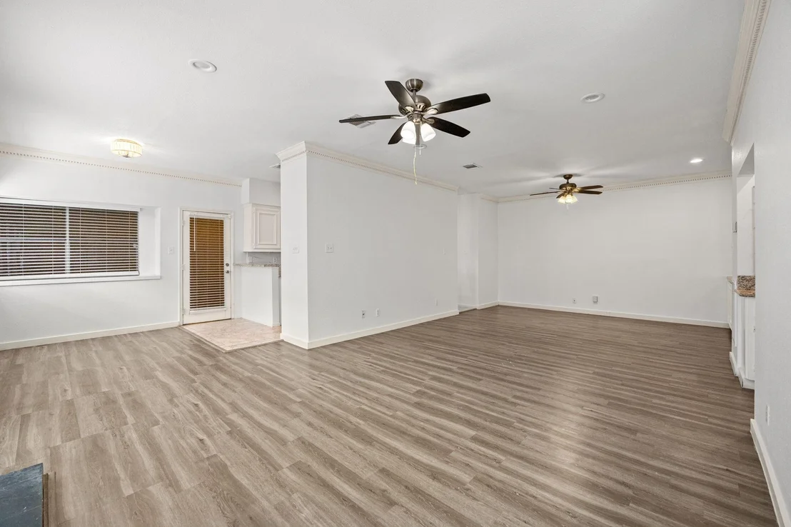 Photo of 8043 Oceanside Drive