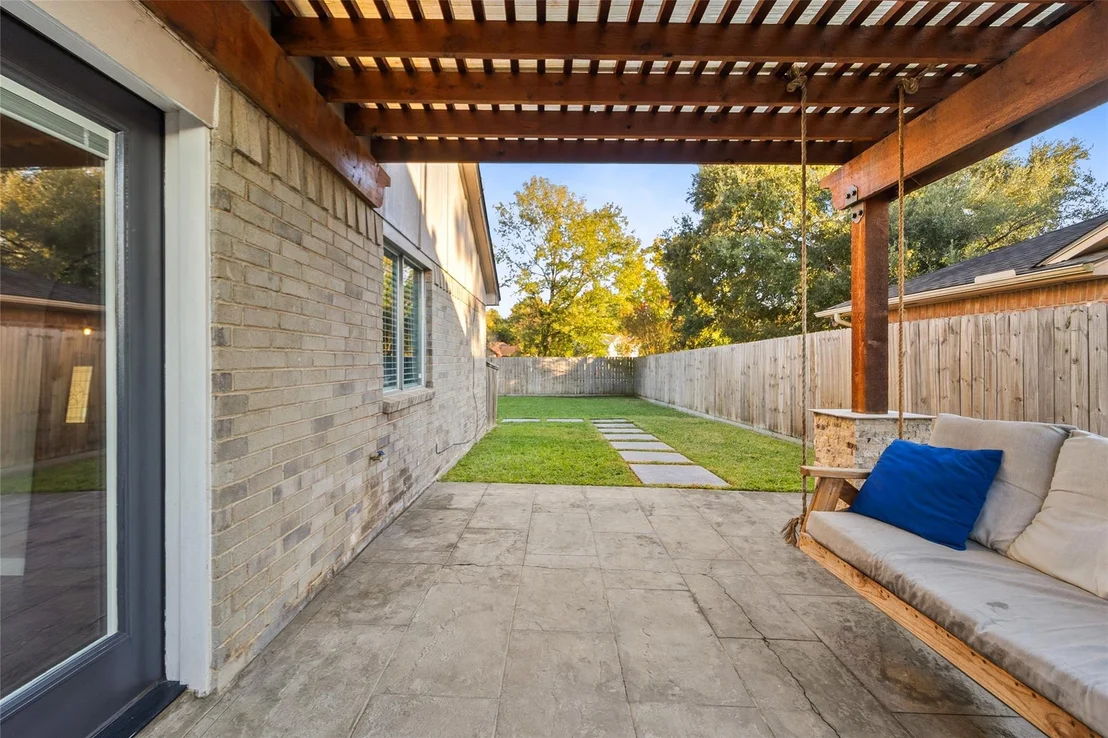 Photo of 9919 Loch Dane Drive