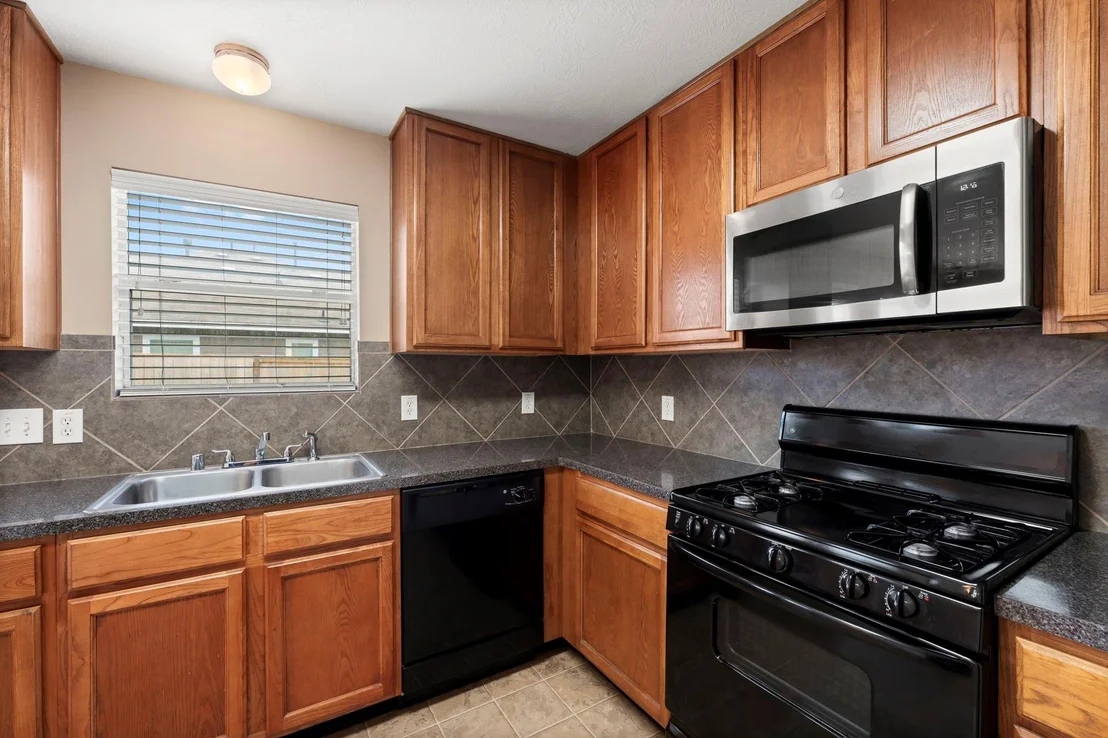 Photo of 3906 Falvel Shadow Creek Drive