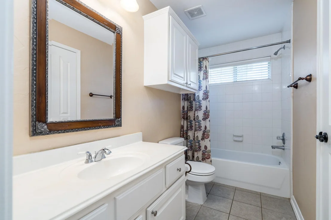 Photo of 15823 Lake Loop Drive