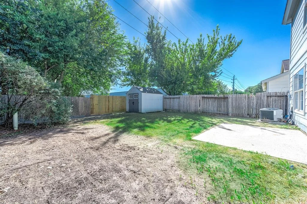 Photo of 11411 Log Cabin Lane