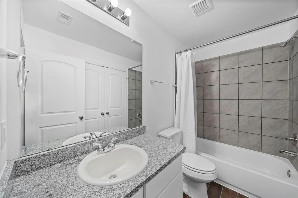 Photo of 15231 Arrowhead Loop W