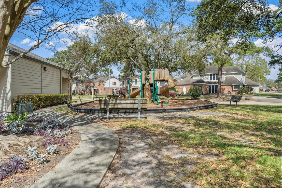 Photo of 6727 Sutter Park Lane