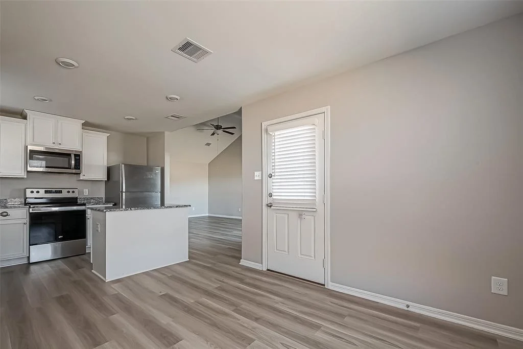 Photo of 25357 Cypress Bend Drive