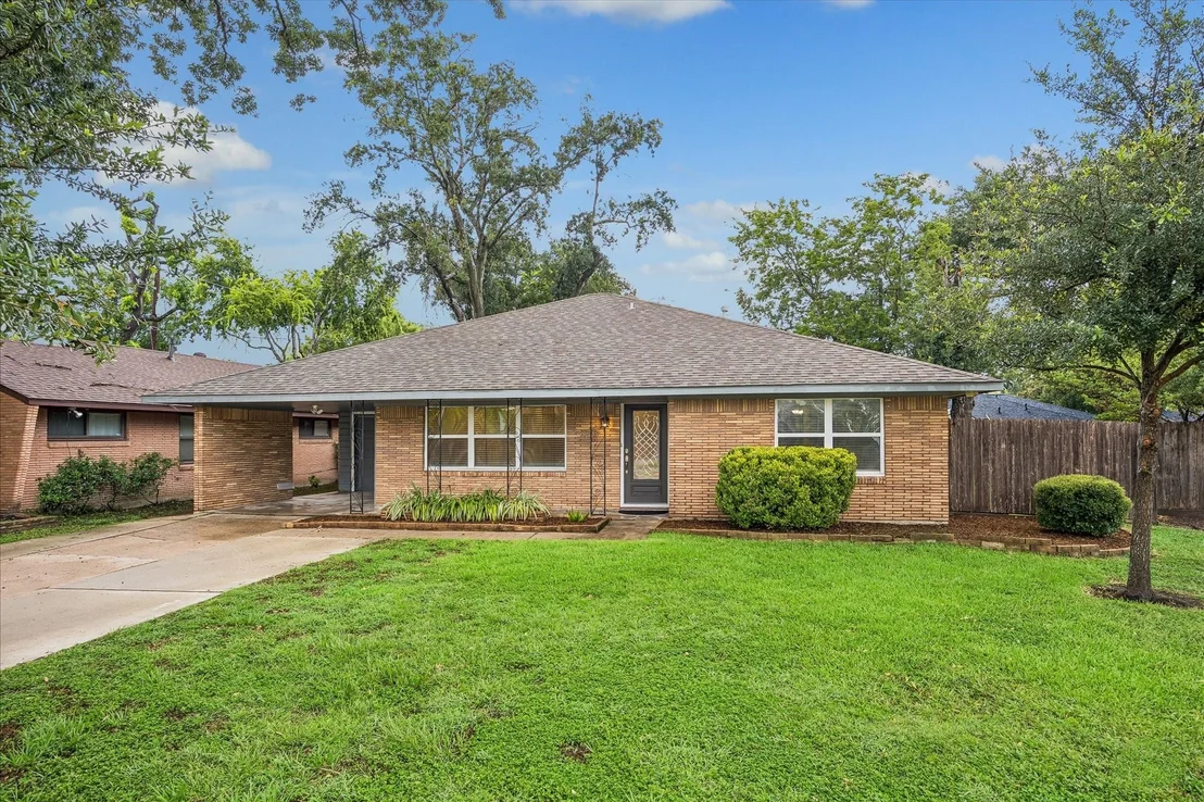 Photo of 4402 Libbey Lane