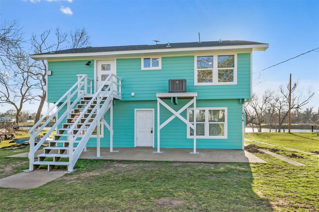 Photo of 414 County Road 243
