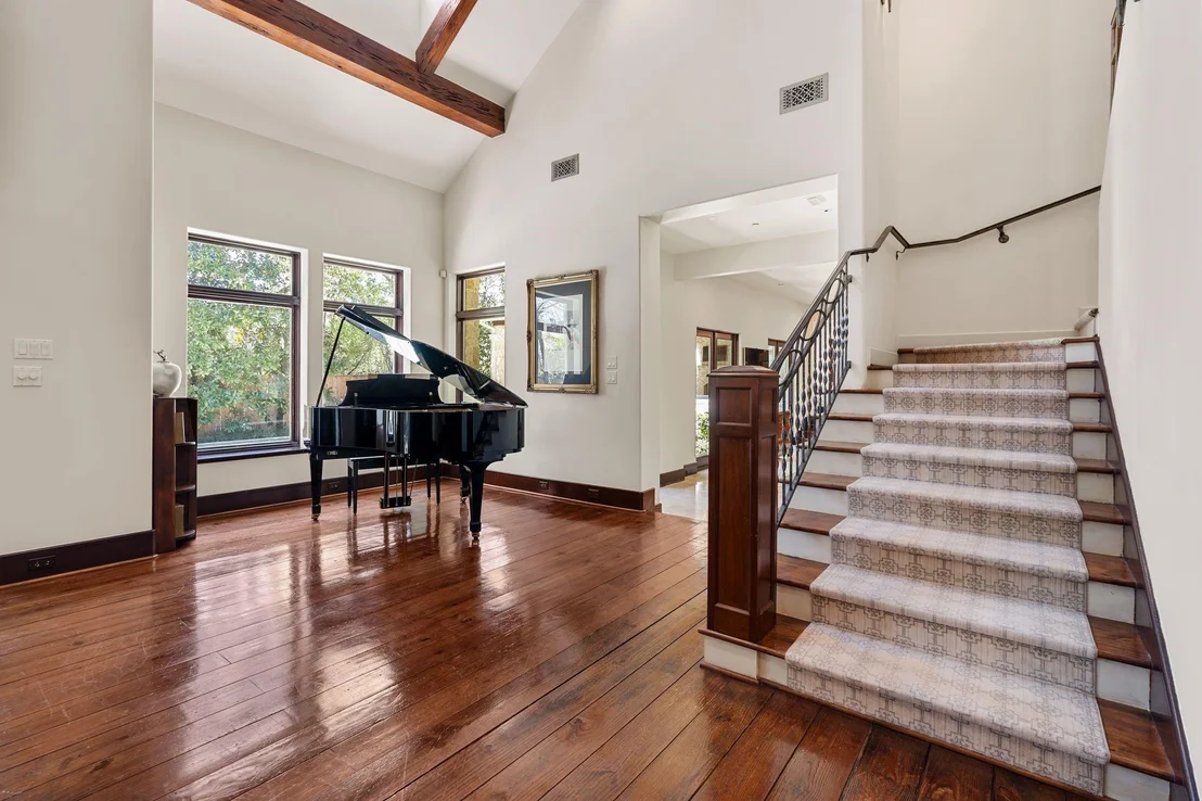 Photo of 354 Piney Point Road